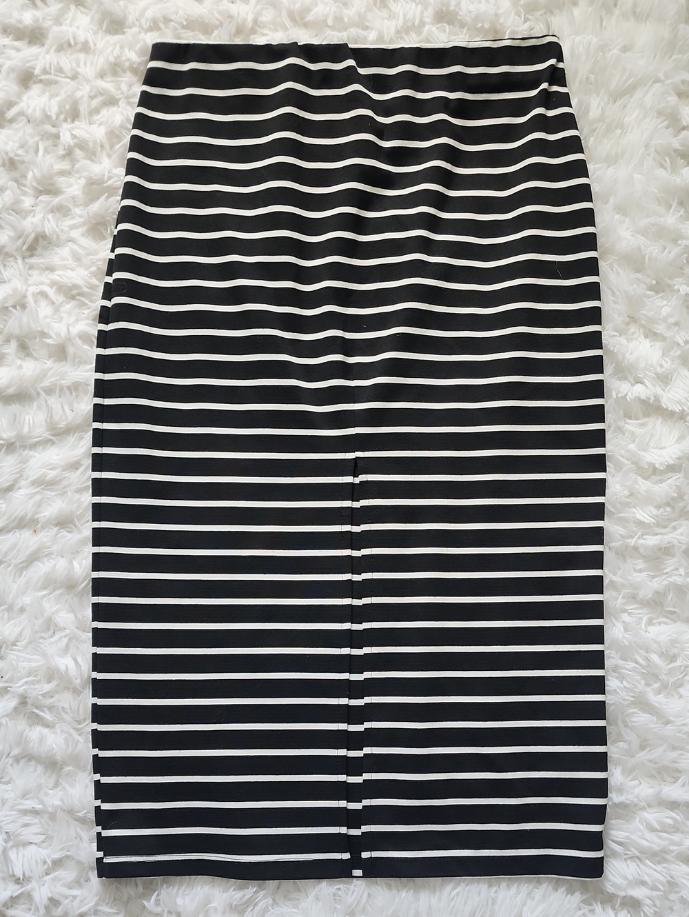 Suzy Shier Black and White Striped Pencil Skirt